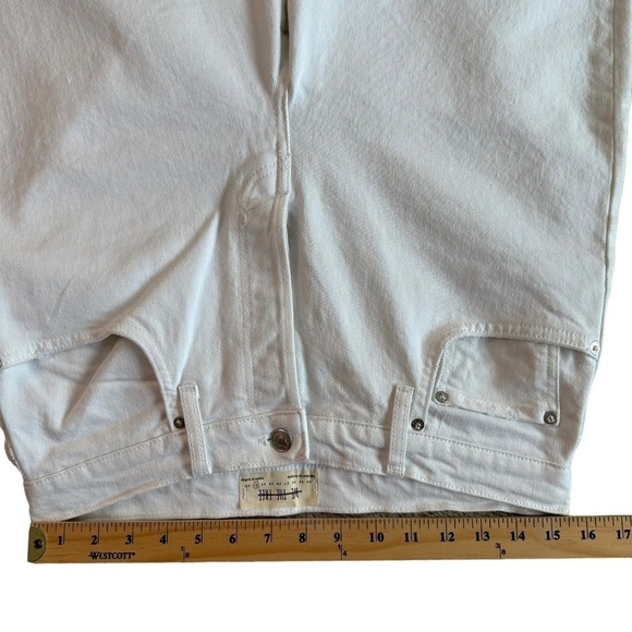 Free People We the Free 5 Button Fly Jeans High Rise Raw hems Distressed Size 31 - Picture 12 of 16